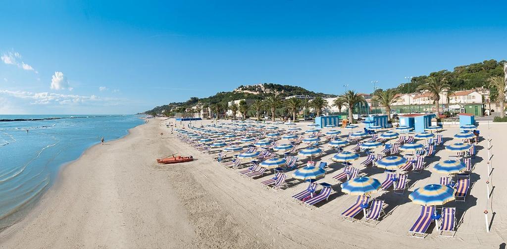 Hotel Europa Cupra Marittima Exteriör bild