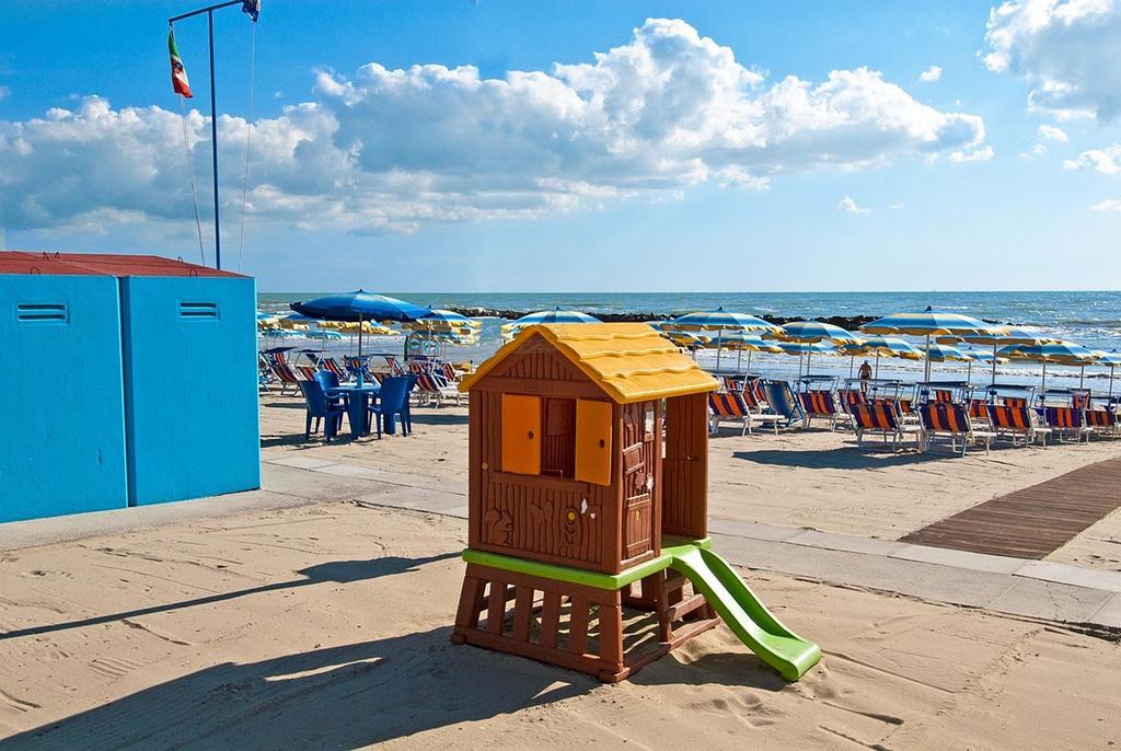 Hotel Europa Cupra Marittima Exteriör bild